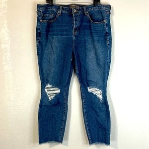 Torrid High Rise Straight Denim Jeans distressed knees 18R